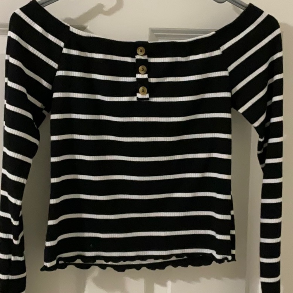 Medium/small top